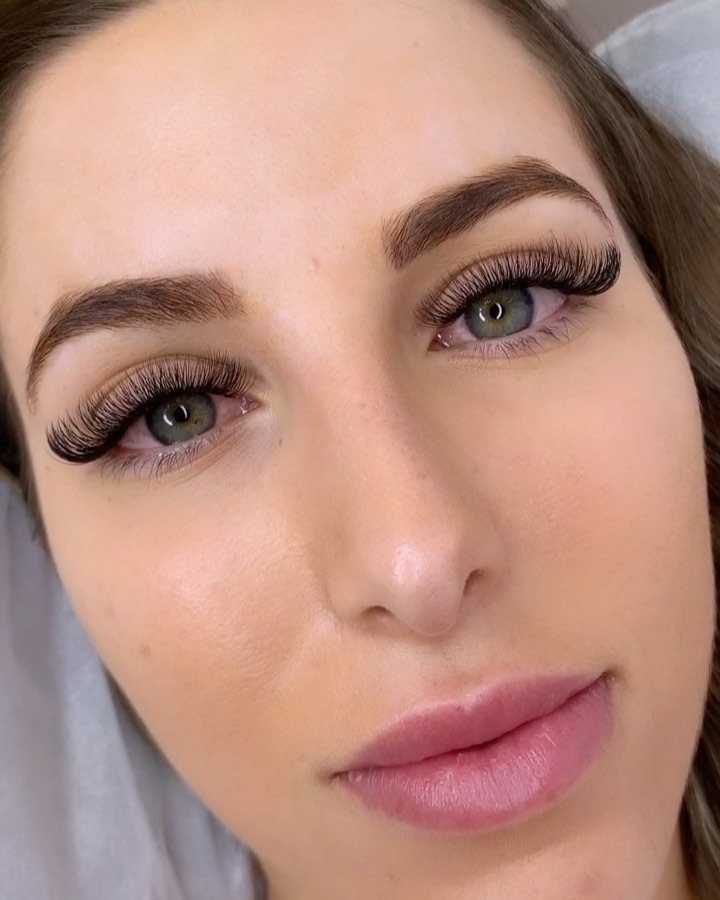 FCD6A15 E9F1 45B7 BCE7 7366EA69FBFC — eyelash extensions service