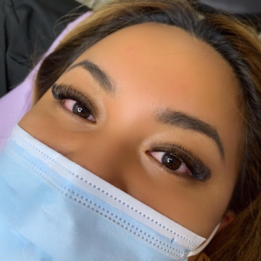 DFC9AAB 657C 4F1B AF21 0F443002889D 1 105 c — eyelash extensions service